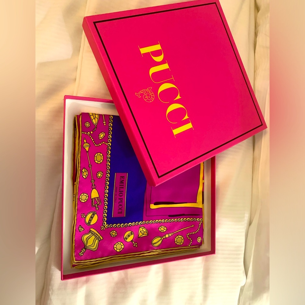 Brand new rare,authentic gorgeous Emilio Pucci gift box.Great for collectors. - Picture 2 of 4